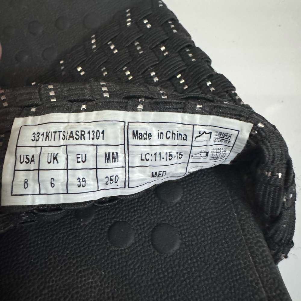 Vionic Sandals With Stretch Elastic Upper - image 6